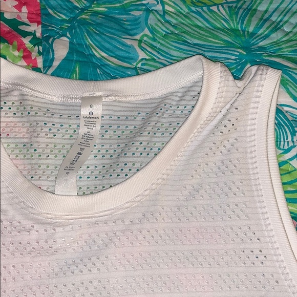 NWT - Breeze By Muscle Tank - Picture 2 of 5